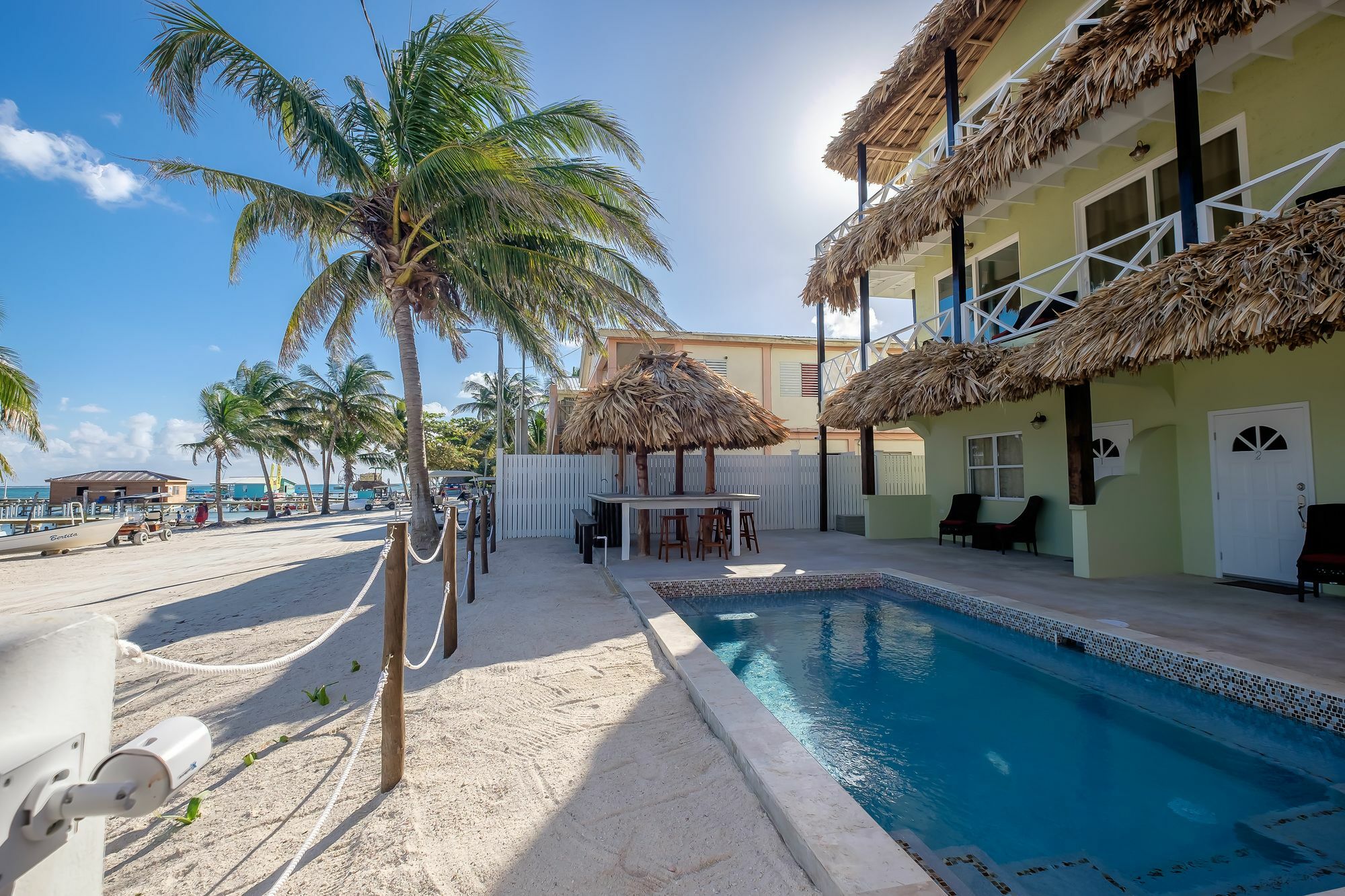 The Palapa House Hotel San Pedro  Exterior photo